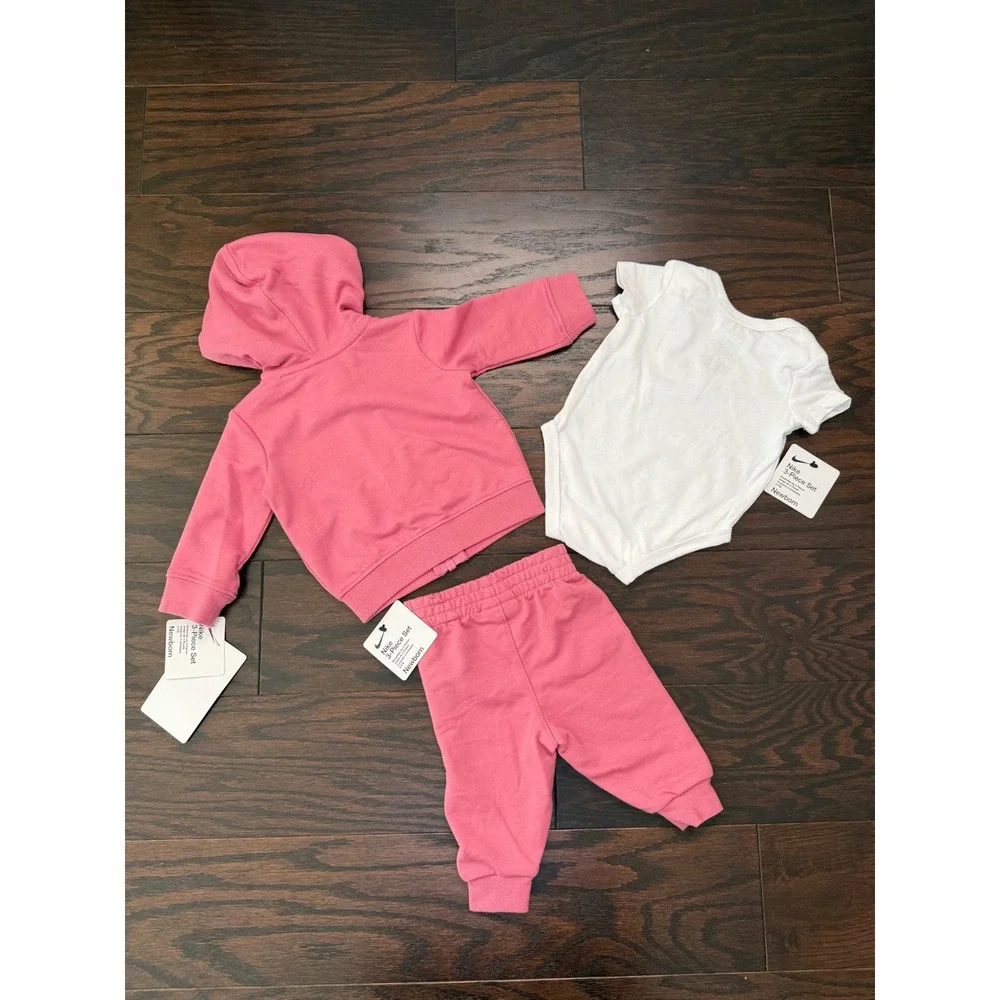 Nike piece set